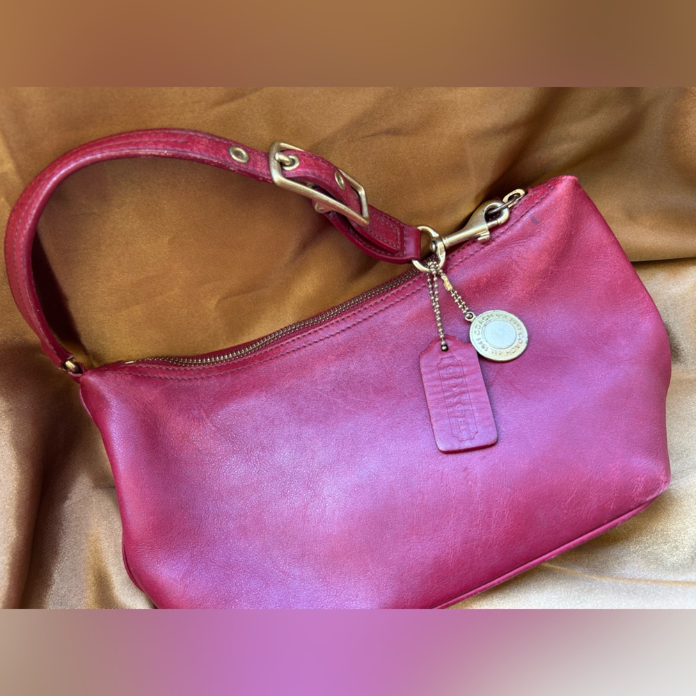 Vintage 2001 Coach Girlie Nappa ♥️ - Picture 3 of 8